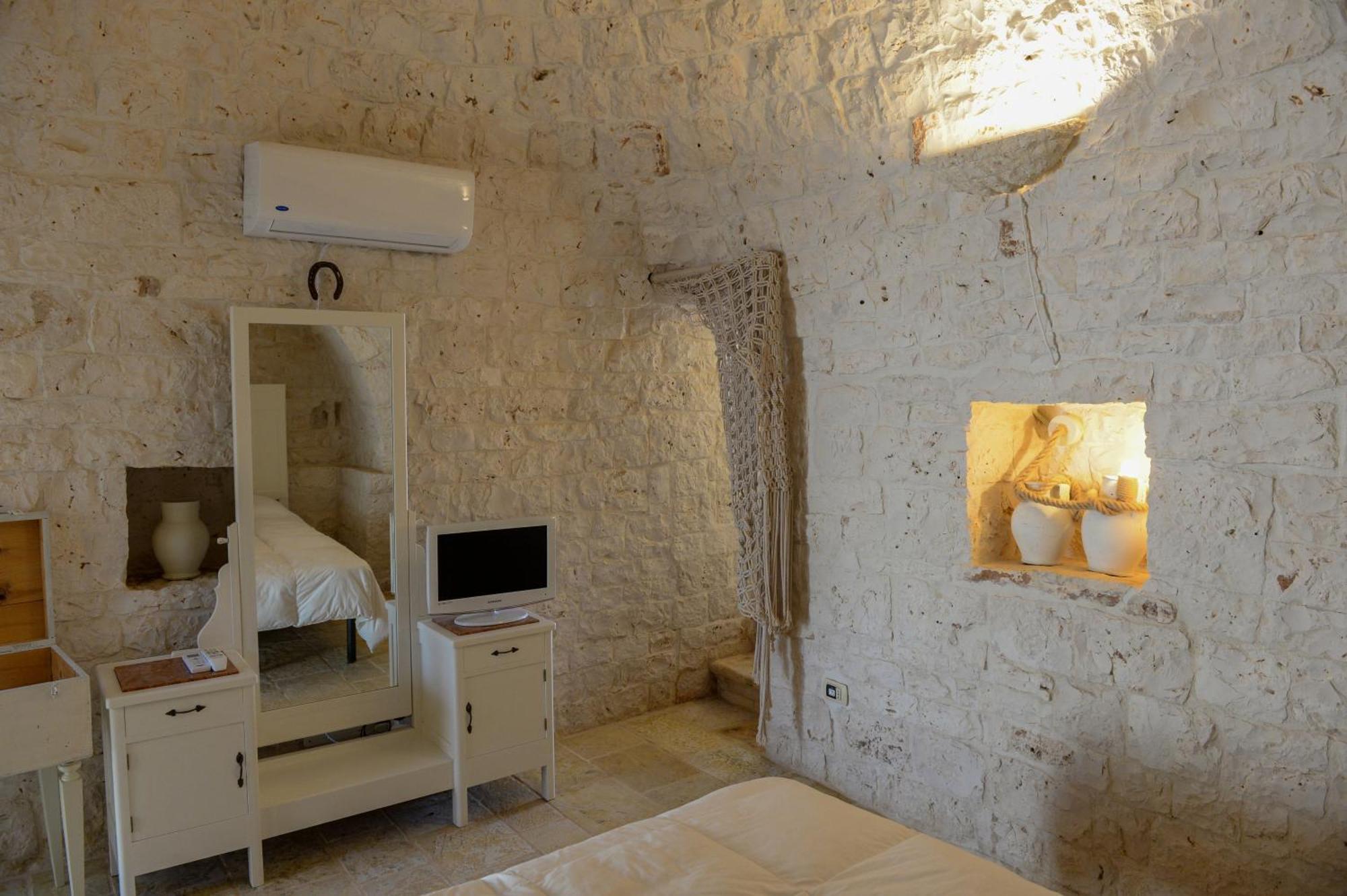 Appartement Trulli Lisanna - Apulian Hideaway With Pool à Antonelli Extérieur photo