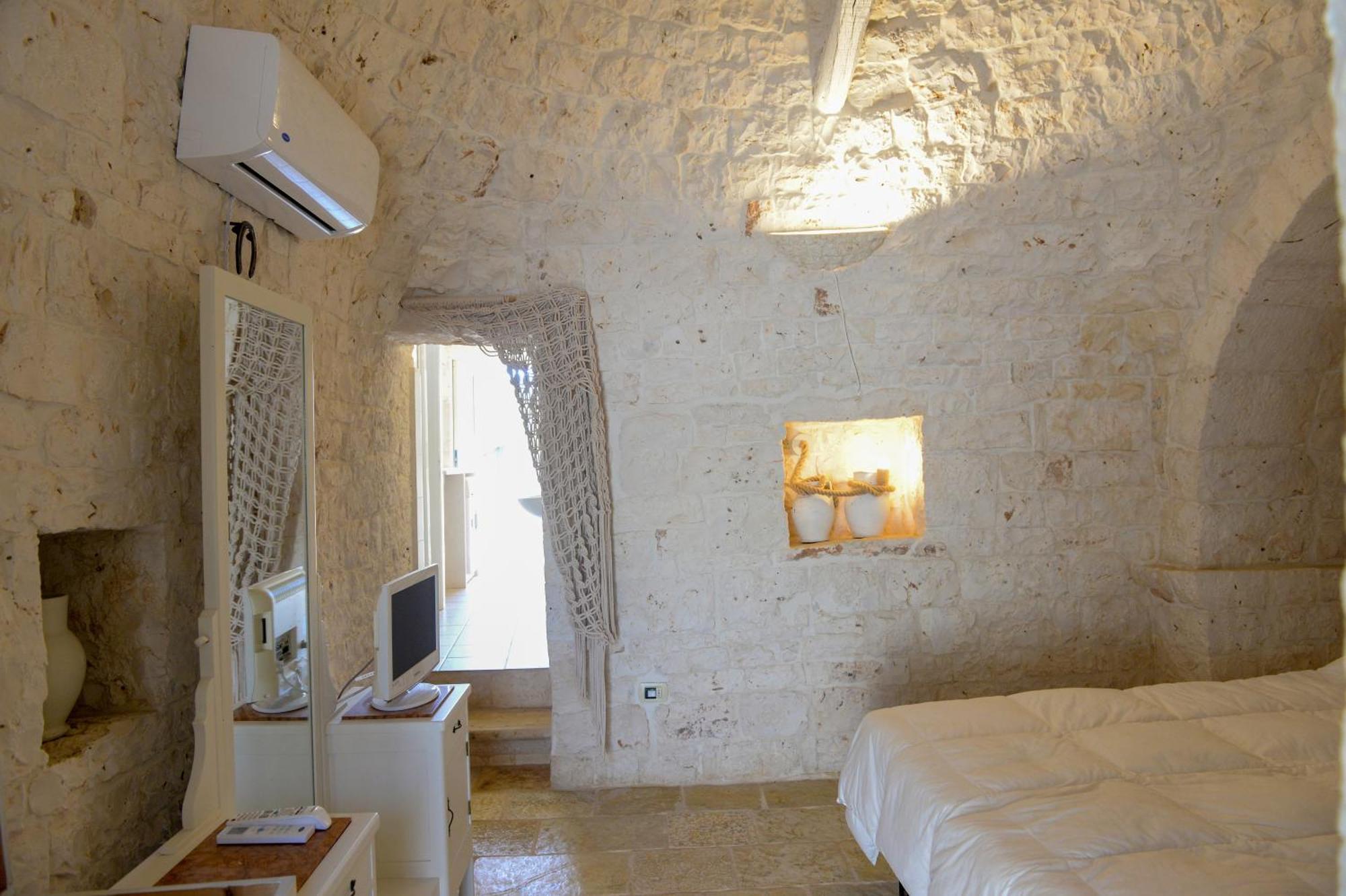 Appartement Trulli Lisanna - Apulian Hideaway With Pool à Antonelli Extérieur photo