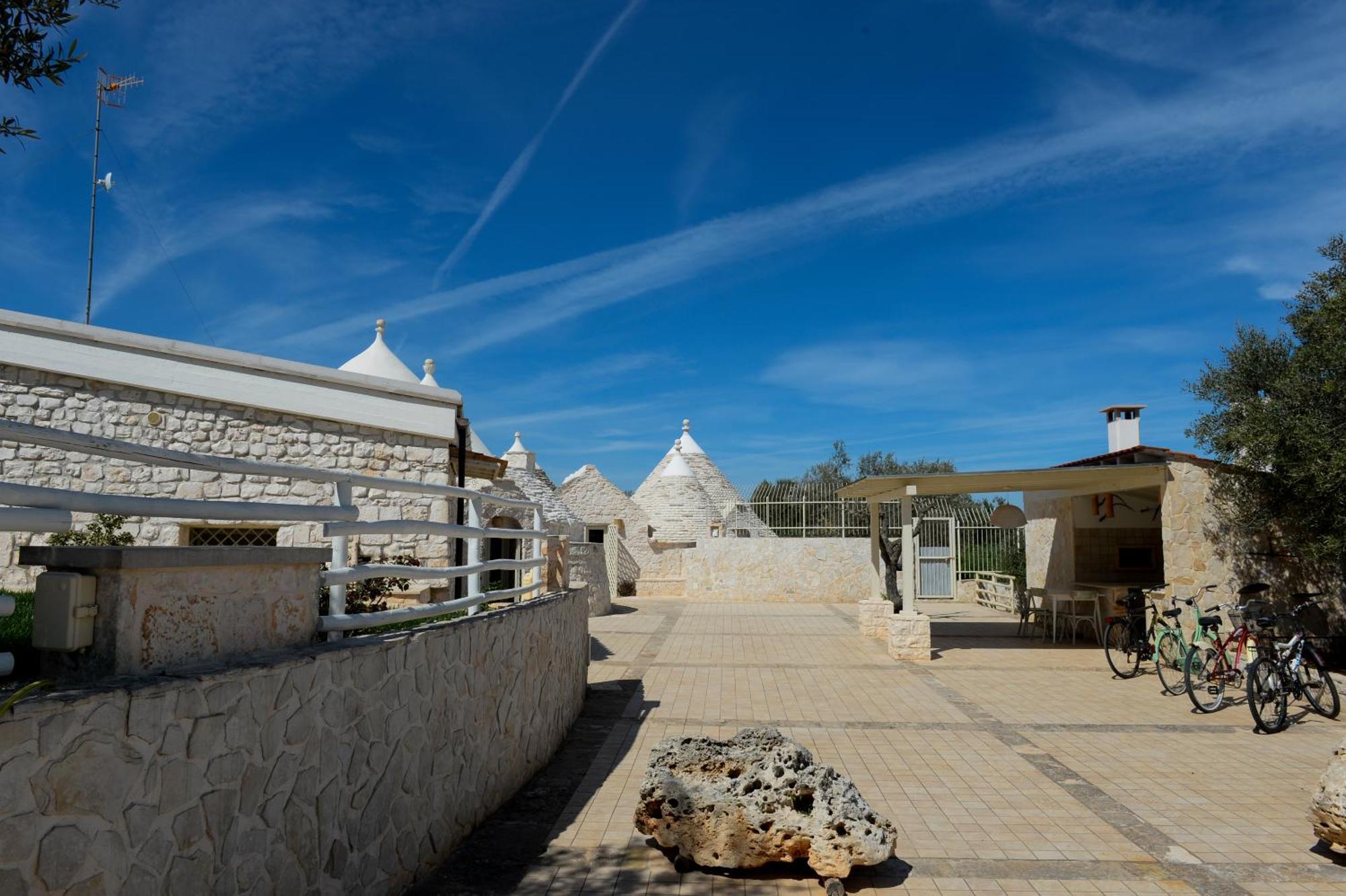 Appartement Trulli Lisanna - Apulian Hideaway With Pool à Antonelli Extérieur photo