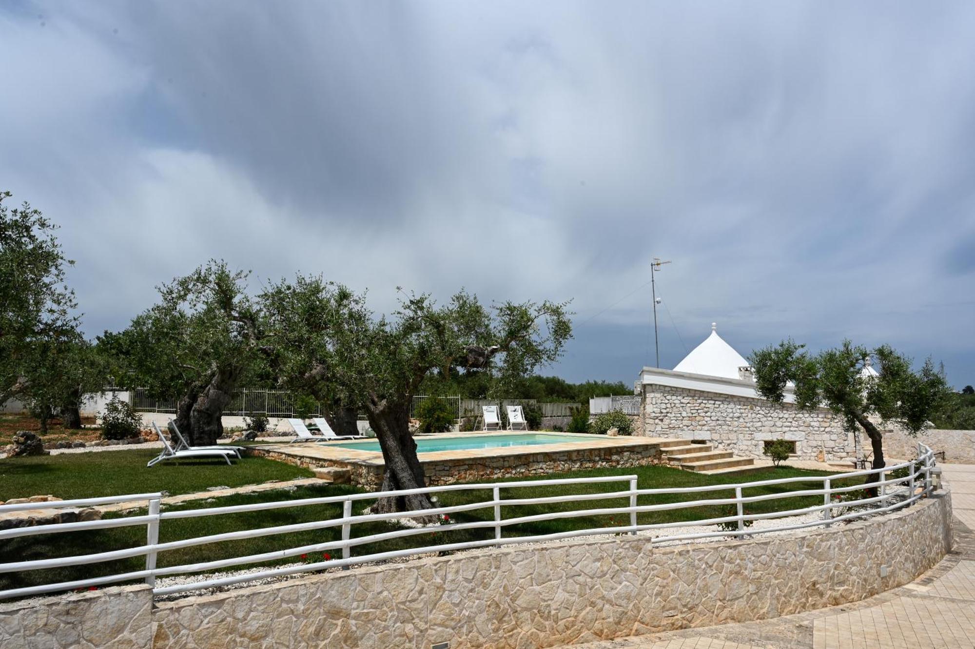 Appartement Trulli Lisanna - Apulian Hideaway With Pool à Antonelli Extérieur photo